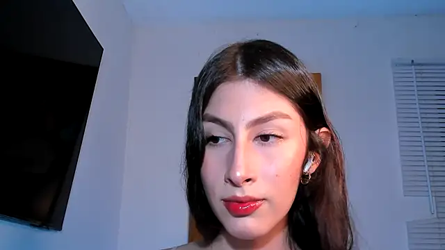 valeria gonzales  online show from 11/24/24, 12:06