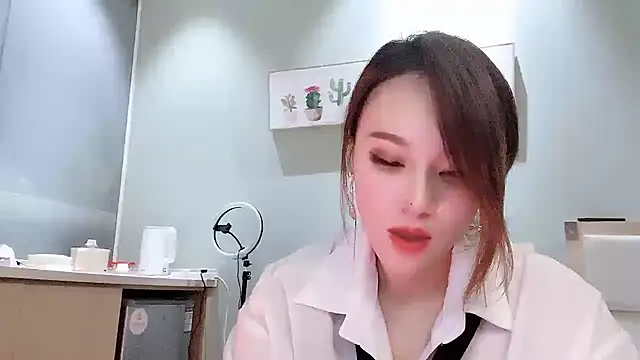 Zs-Lingling online show from 12/11/24, 11:57