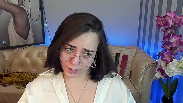 DariaCatEyess online show from 12/02/24, 10:56