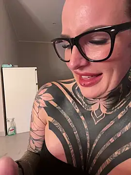 InkedBiitch online show from 12/23/24, 07:22