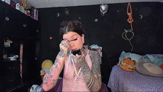 Lilmarieee online show from 11/18/24, 07:51