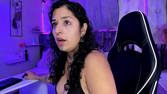 sophiaamethystt online show from 12/11/24, 12:29