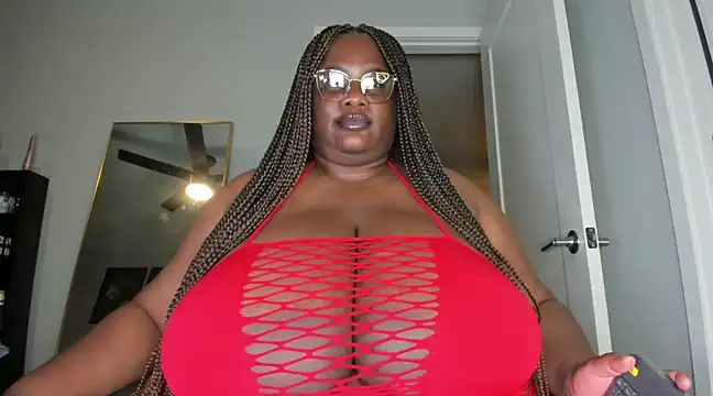 SexyHugeblackTitties online show from 11/12/24, 01:31