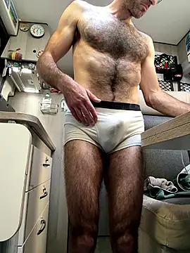 Hairy athlete online show from 11/30/24, 11:36