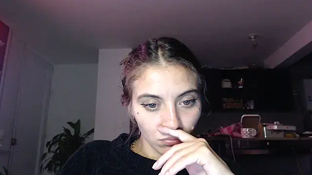 mariecam420 online show from 11/11/24, 05:33