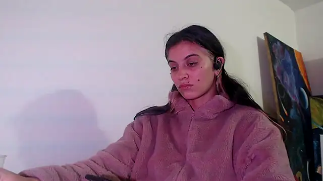 mariecam420 online show from 12/18/24, 05:32