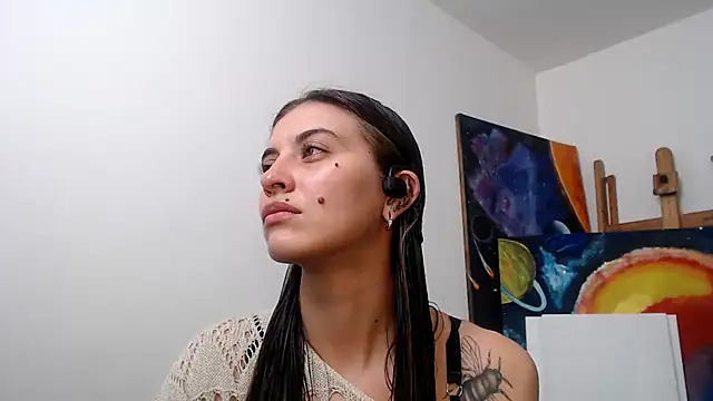 mariecam420 online show from 12/01/24, 06:33