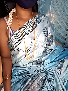 Tamil-hotwife online show from 11/17/24, 03:35