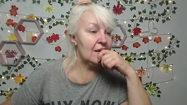 BlondyLeeBest online show from 11/24/24, 07:21