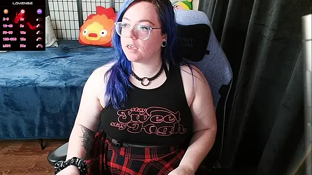 KiraSpitQueen online show from 01/10/25, 02:44