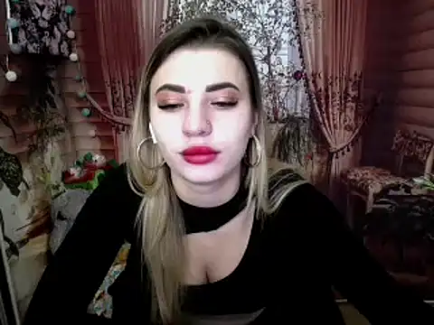 Shy Leyla online show from 11/22/24, 06:33