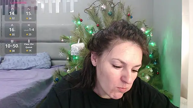 Stacy Davice online show from 12/21/24, 02:56