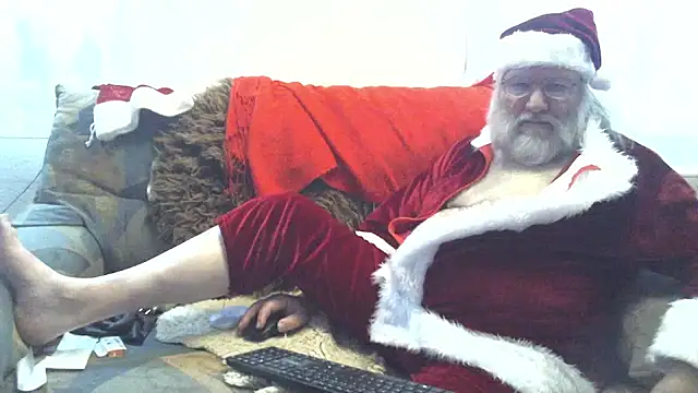 SexySantaC online show from 12/14/24, 04:07