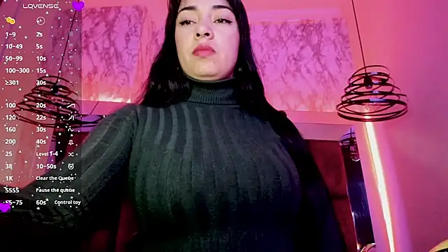 Daphne brown  online show from 11/25/24, 02:27