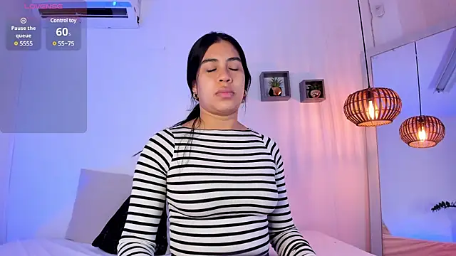 IsabellRuiz online show from 12/10/24, 11:40